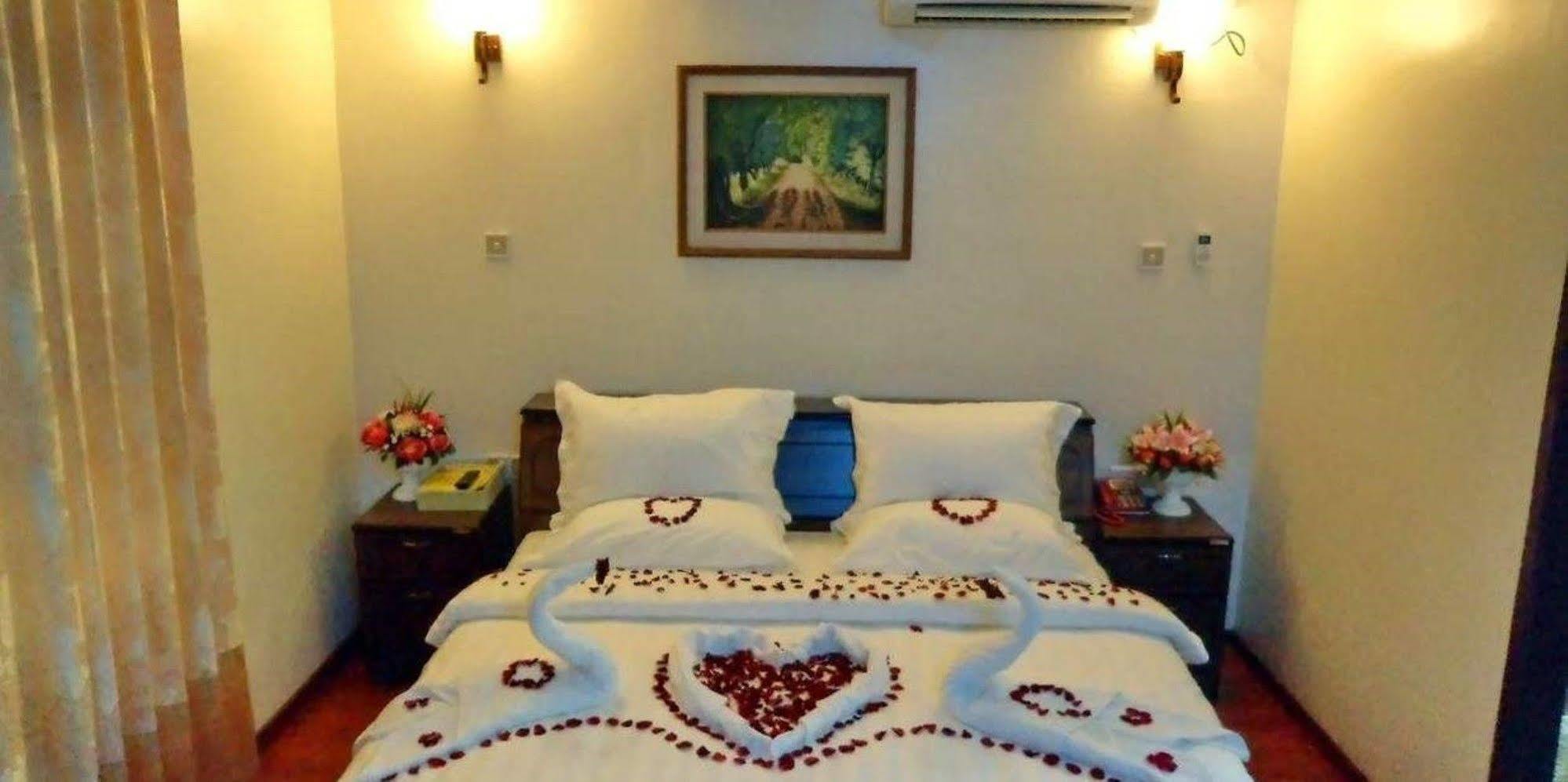 Hotel Sahara Mandalay Luaran gambar