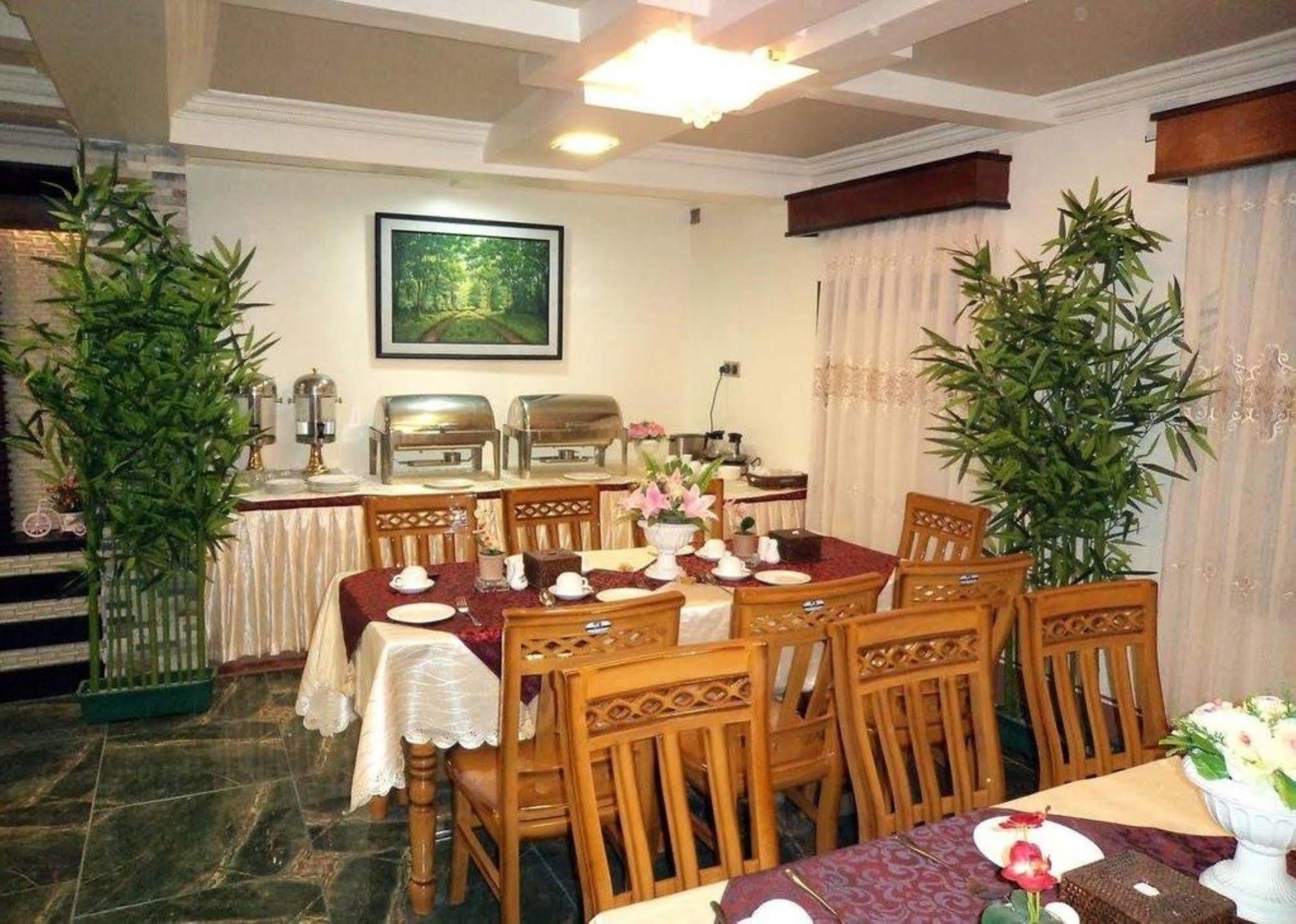Hotel Sahara Mandalay Luaran gambar