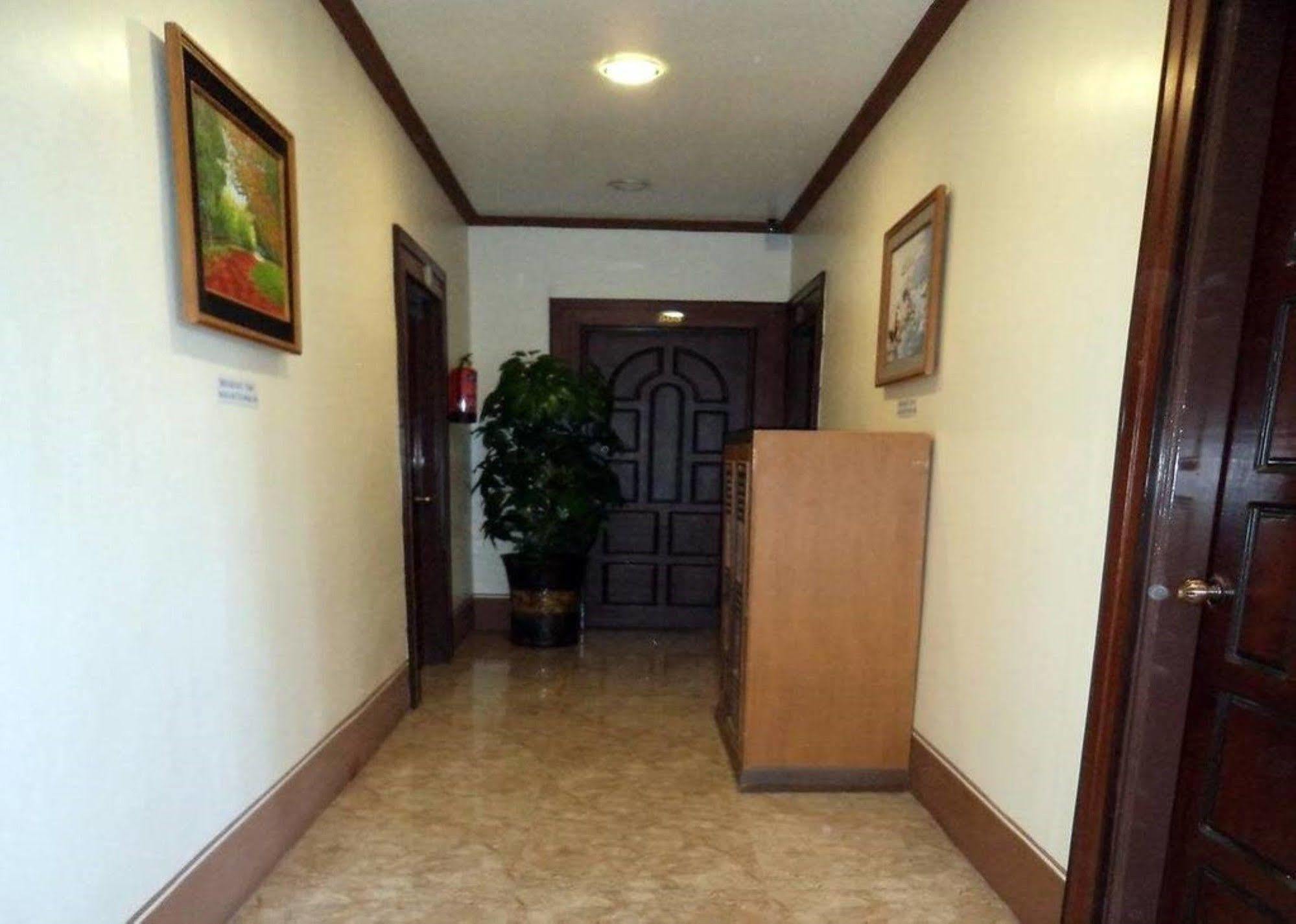 Hotel Sahara Mandalay Luaran gambar
